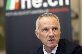 Le nom du successeur du conseiller d'Etat neuchâtelois socialiste Laurent Kurth sera déterminé par les urnes le 26 novembre et non tacitement.